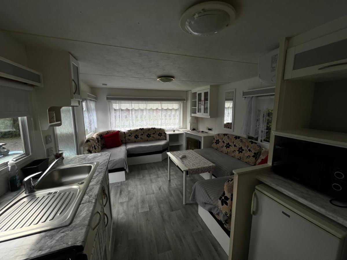 Апартаменти Autocamp Free Star - Mobilheimy Страхотін Екстер'єр фото